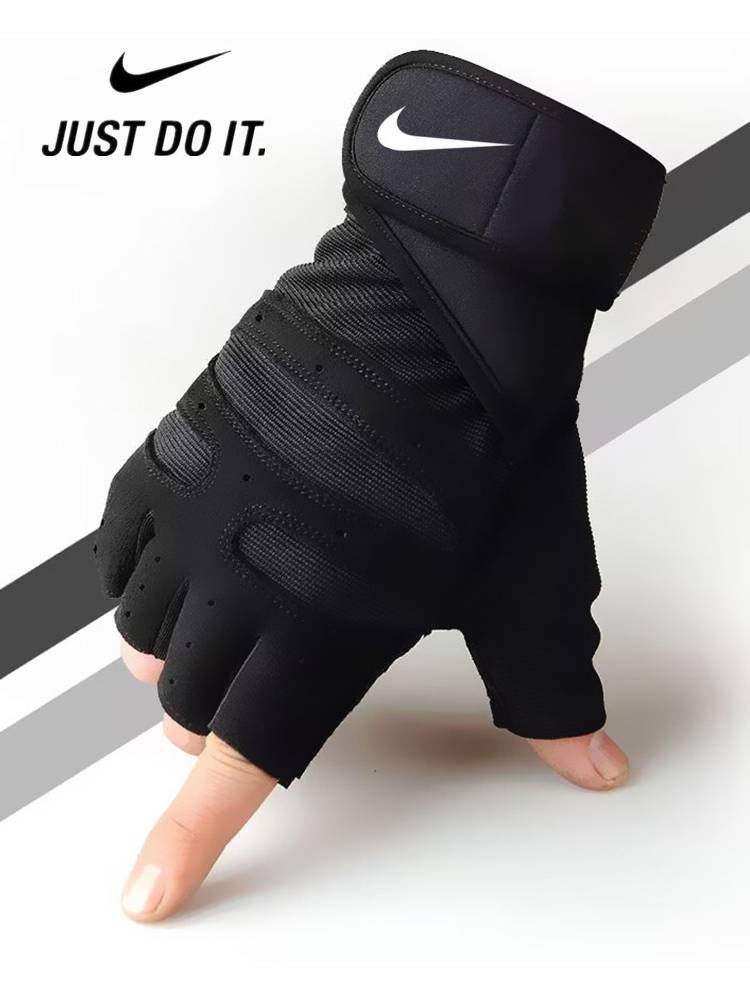Sports gloves for the wrists of a man and a woman with a smooth and grindy troupe, half-fingering iron and iron training to the top
