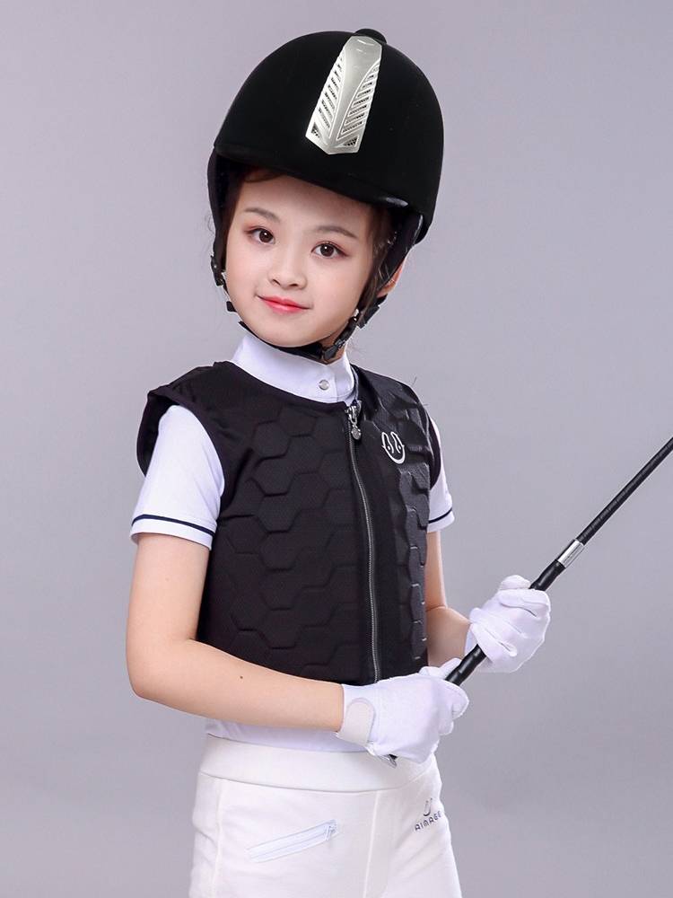 Yuema Hui Children's Black Equels of Black Equels of Black Equestrian helmet protective breathable horse riding helmet Equestrian equipment