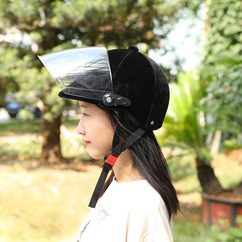 Yongsheng Equestrian horse riding helmet men's and women's outdoor protection helmet anti -ultraviolet mirrors light velvet autumn and winter half helmets