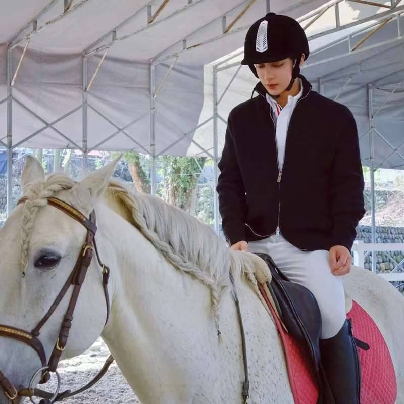 Professional equestrian supplies riding half helmet Summer men's and female knights training race race horses hood