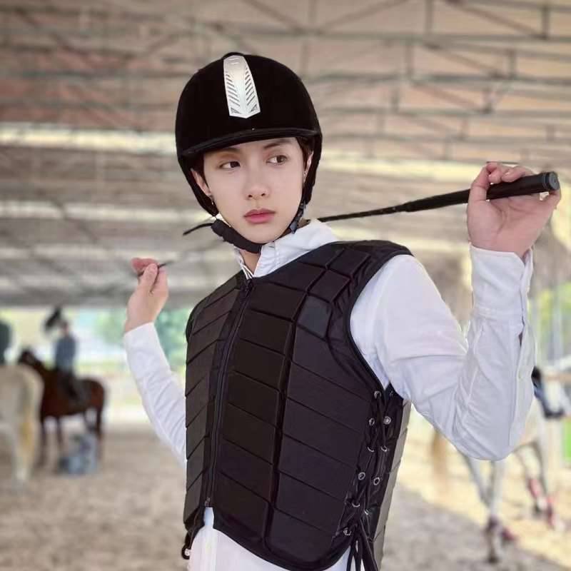 Professional equestrian supplies riding half helmet Summer men's and female knights training race race horses hood
