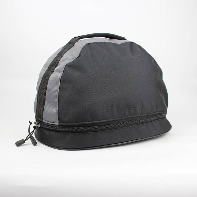 Horse helmets, horse-covering, dustproof, air-proof handbags