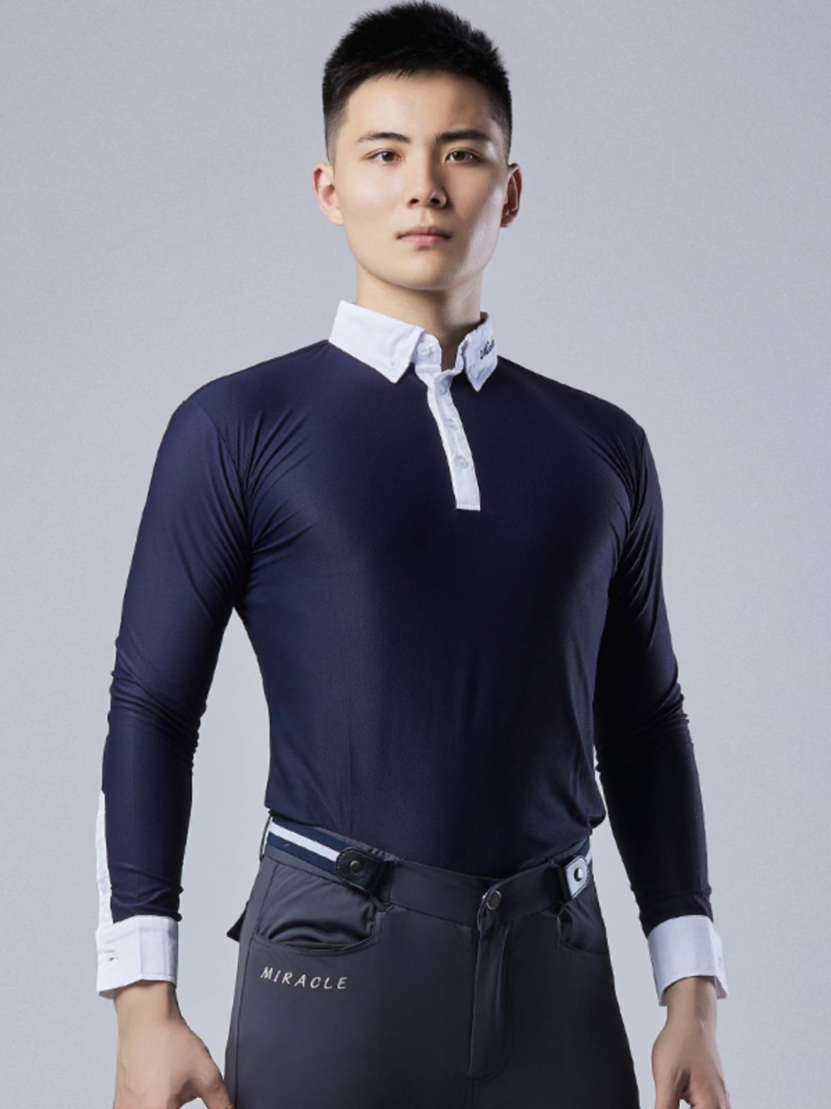 A horse-wearing mahjong suit for a horse-wearing mahjong suit