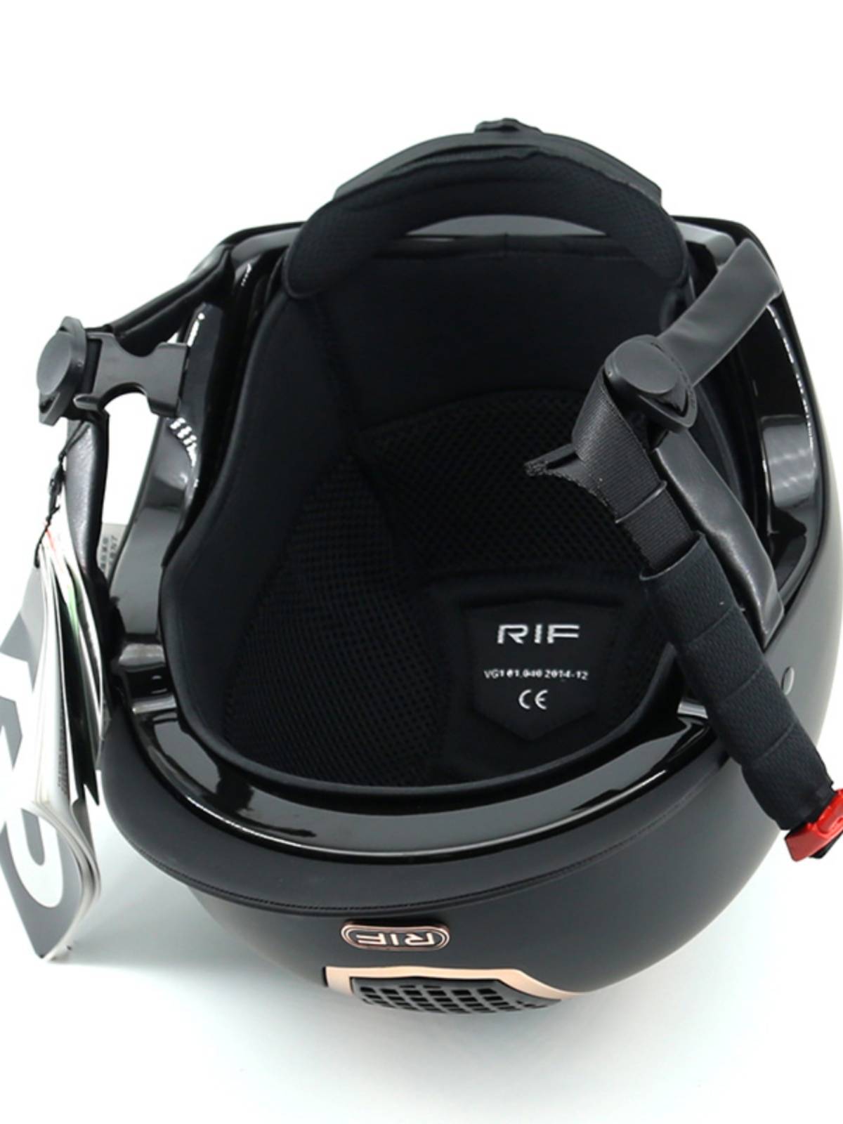High-grade helmets for young men and women who can regulate horses, air-traffic cycling, special protective equipment for horse helmets