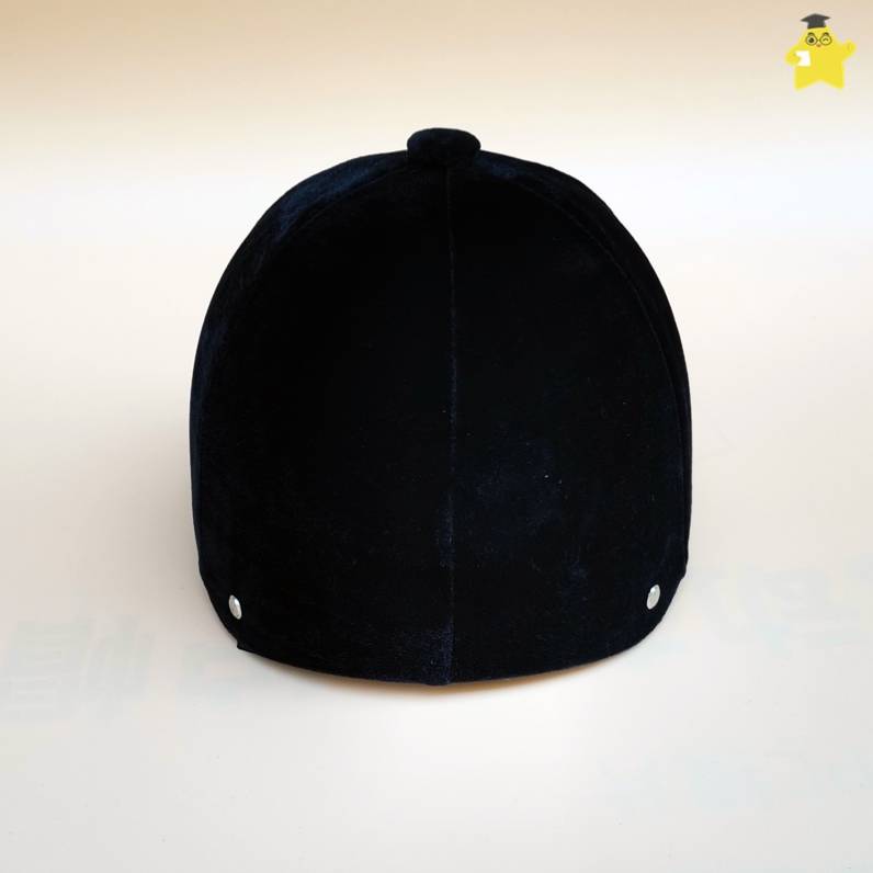 The horse helmets, the horse hats, and the female horse hats, the average size of the horse's helmets, regulate the polo hats for four seasons