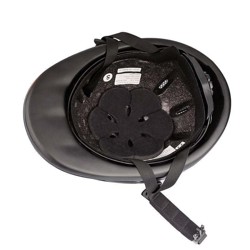 The horse helmets regulate the super-light horse helmets, the mundane horse hats for adult children