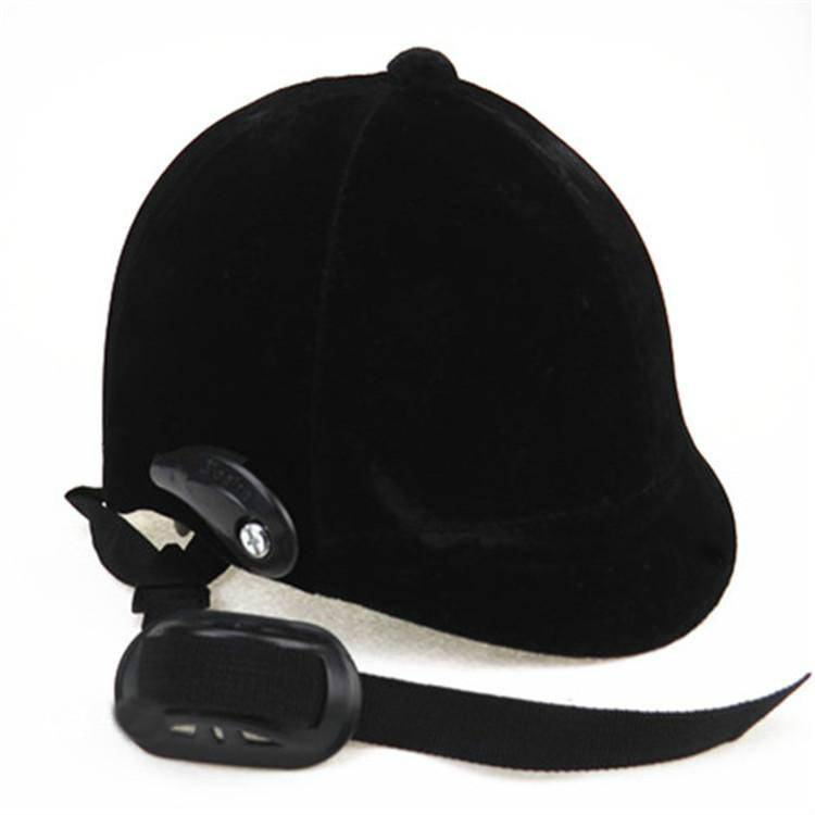 Horse helmets and velvet-faced boys and girls riding tweezers and tweezers