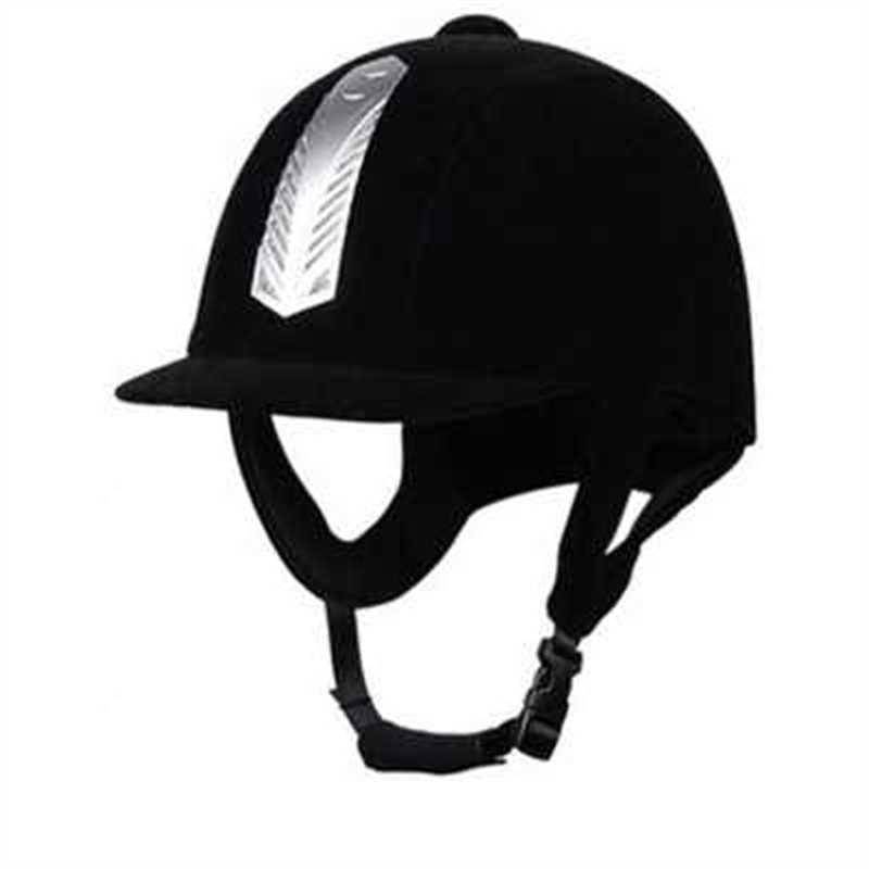 A horse on a hat with a helmet and a horse on a horse