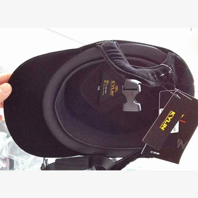 Black velvet horse helmet, horse helmet, horse hat, man, horse helmet