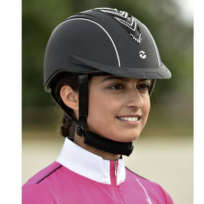 German direct mail new store rushes in German professional children and adult horses, adult horses, helmets riding