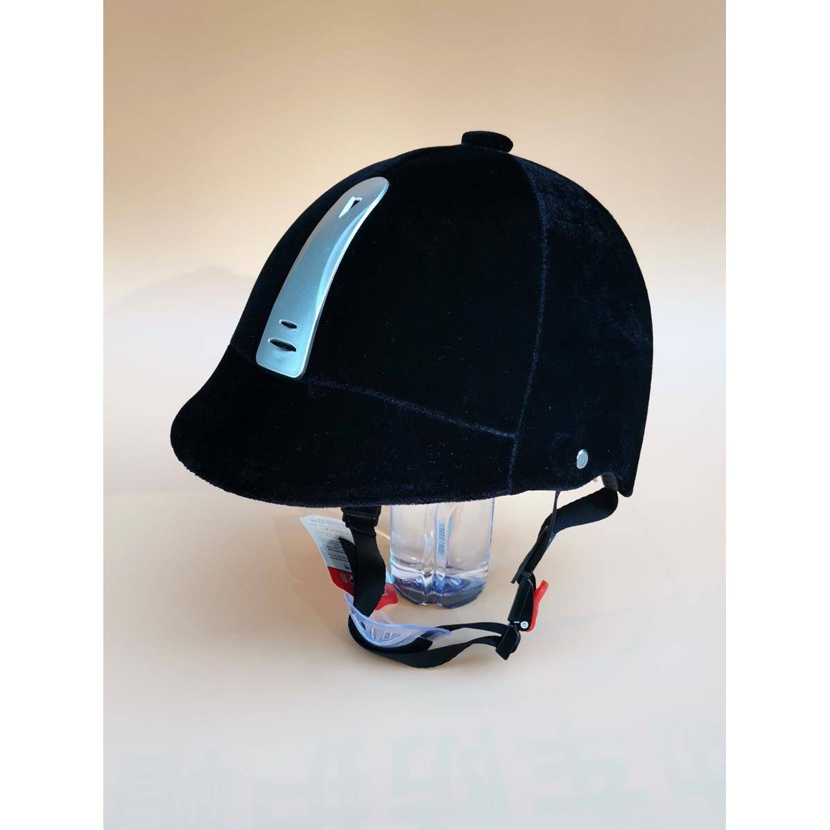 The horse hat rides the horse helmet, the man and the woman protect the summer helmet from the user, the man and the woman lightly velvet, the half-winter, the four seasons