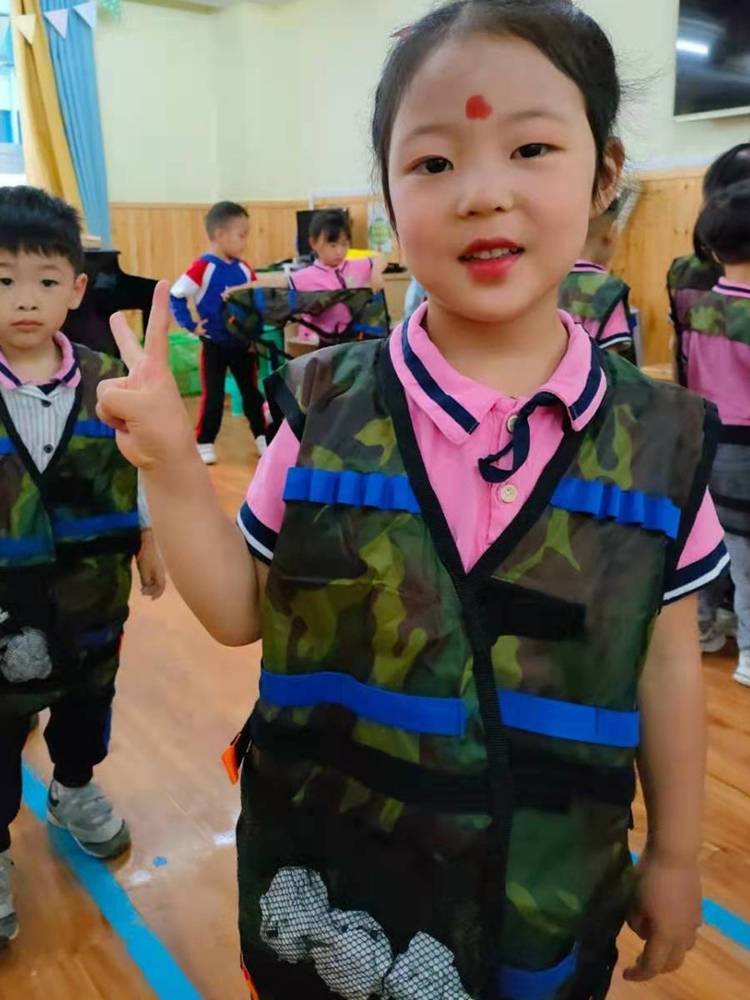 Kindergarten camouflage vest tactical vests summer thin air -breathable soldiers field game children's performance service