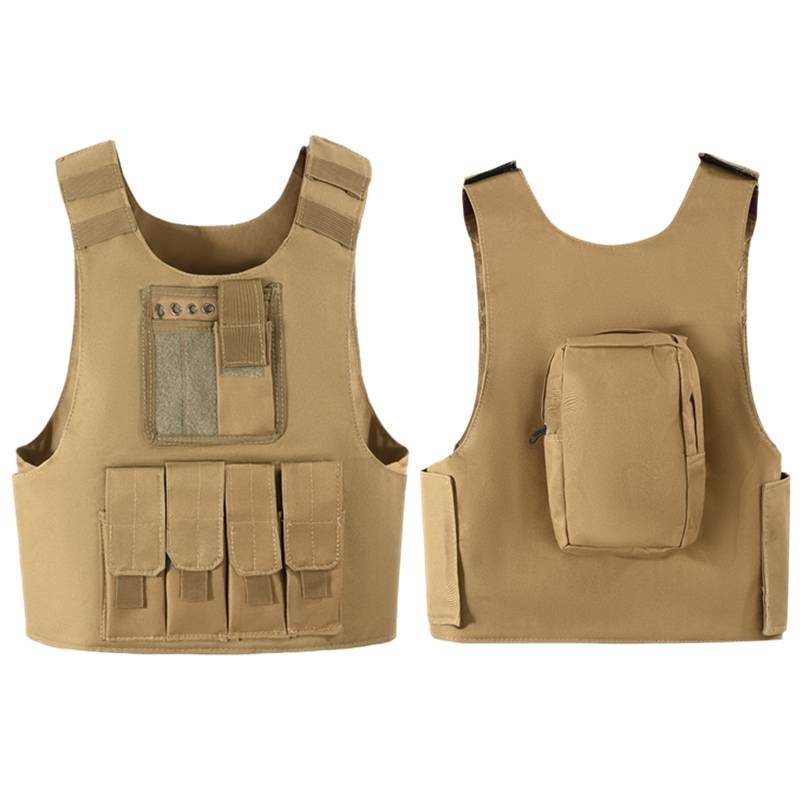 Children's tactical vest camouflage vest multifunctional outdoor bulletproof chicken toy helmet three -level A combination set