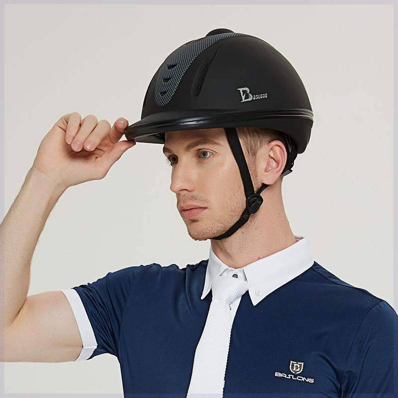 Eight -foot dragon equestrian helmet men's and women's equestrian hat spring and summer knight riding equipment breathable sweat absorption horses products