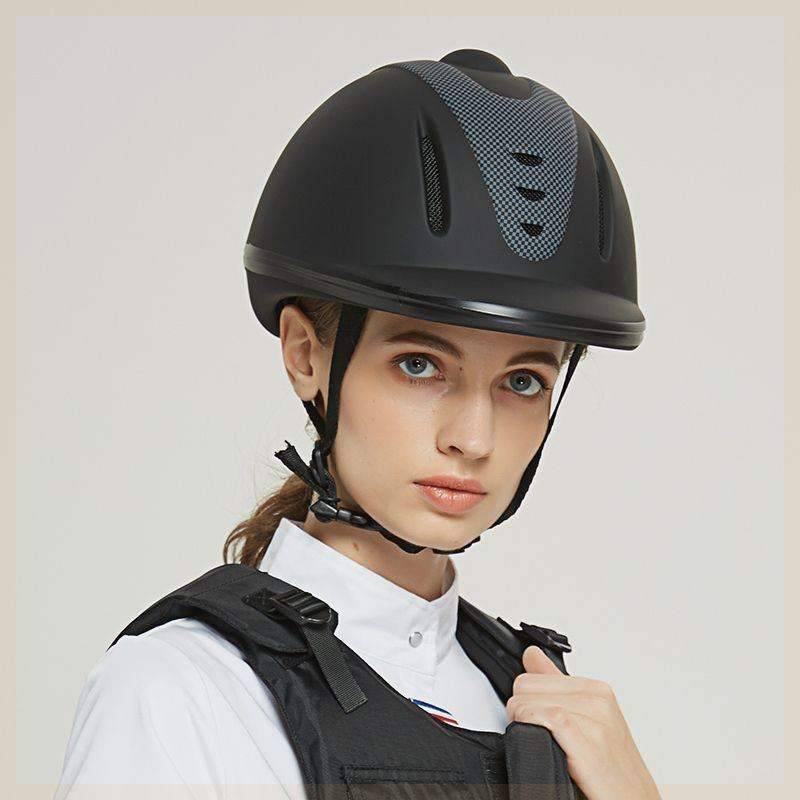 Eight -foot dragon equestrian helmet men's and women's equestrian hat spring and summer knight riding equipment breathable sweat absorption horses products