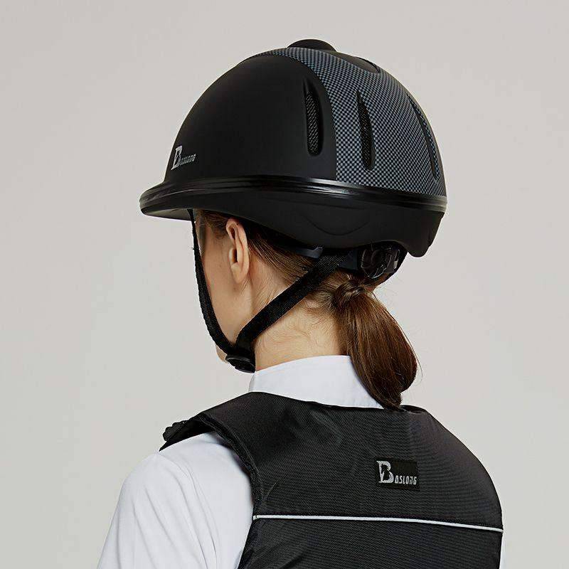 Eight -foot dragon equestrian helmet men's and women's equestrian hat spring and summer knight riding equipment breathable sweat absorption horses products