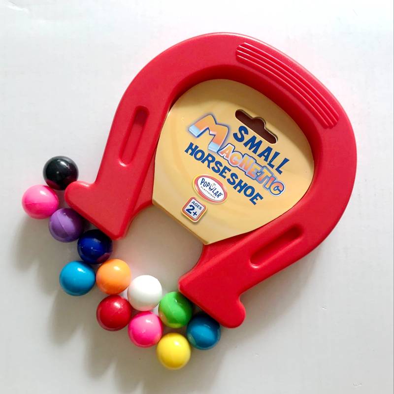 Small horseshoe + 12 magnets