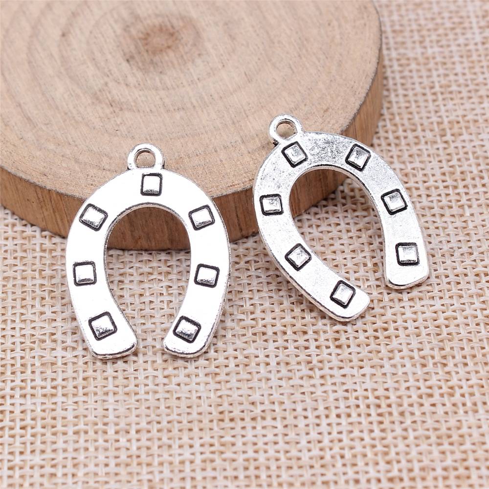 5/bag 30x22mm ancient silver zinc alloy material Mal hoof iron pendant ABD-C15760