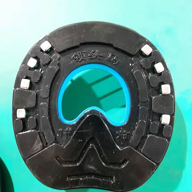 Horse -racing race race race horse palm horseshoe iron polyurethane non -slip and wear -resistant horse shoe house supplies leading horse