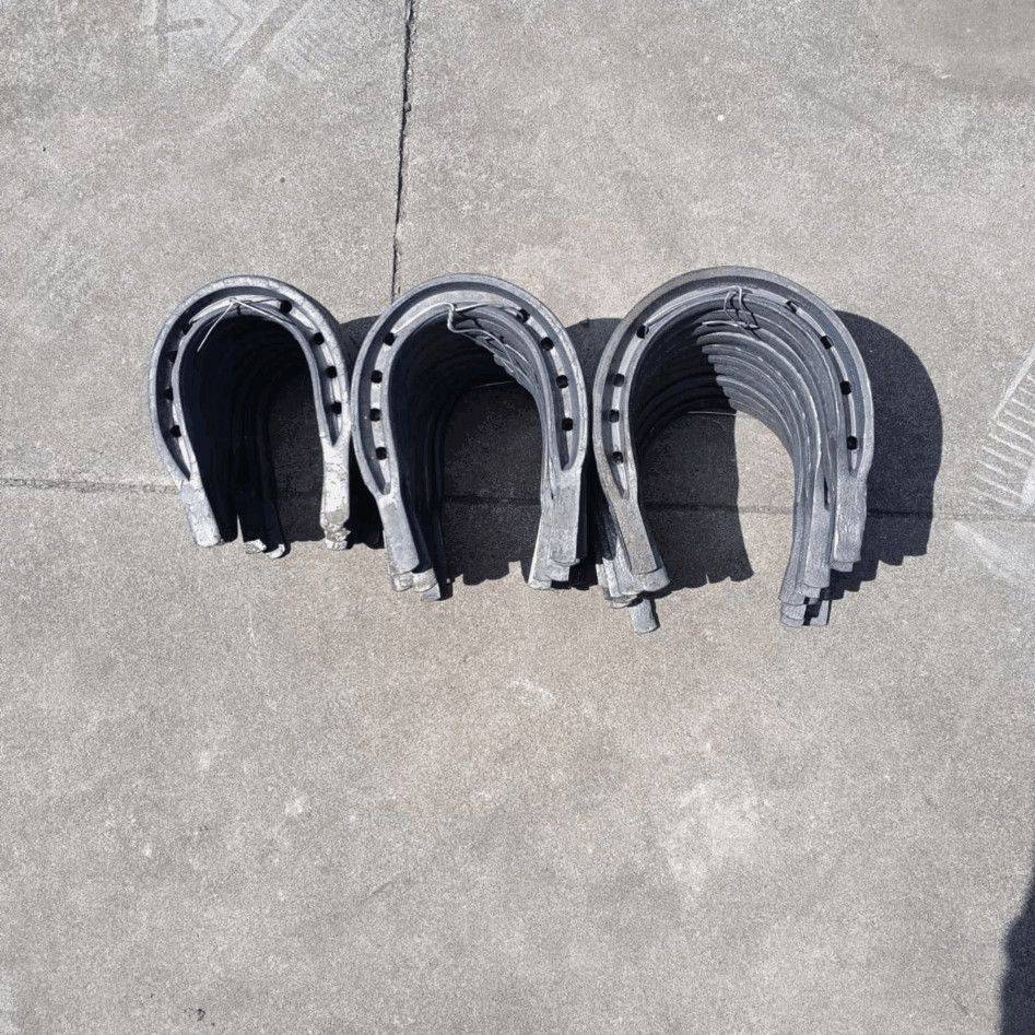 Horseshoes and horseshoes