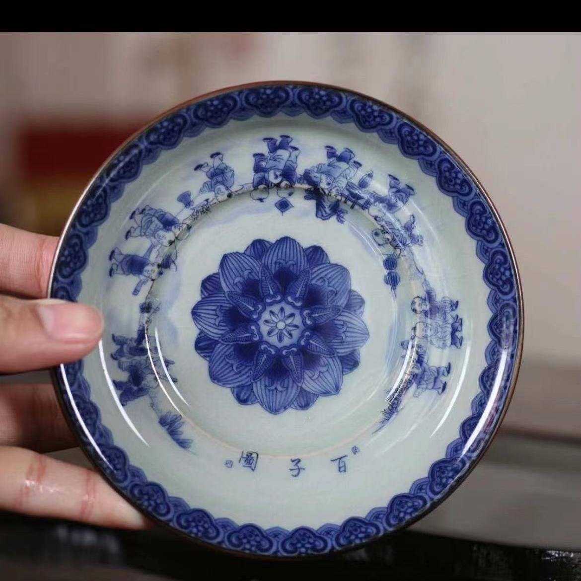 Jingdezhen Ceramic Tea House Handmade Old Pottery Mud Horses Sancai Bowl Barberry and Castered Golden Rites Suspension