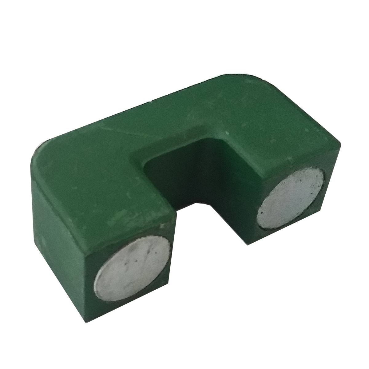 Horse-footed magnets, industrial sounding stationary film