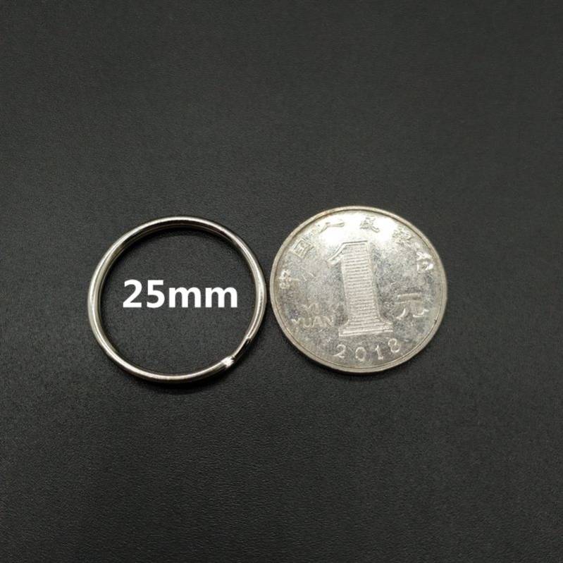 50 key rings (25 mm in diameter)