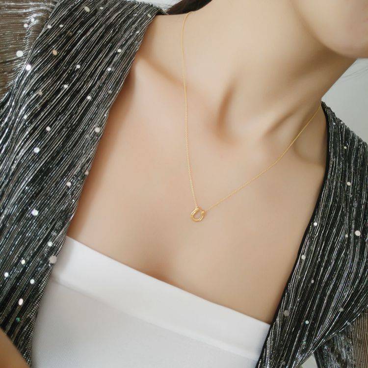 Dogeared Duoqier S925 Silver Simple Lucky Horseshoe -shaped U -shaped pendant necklace clay chain Girls