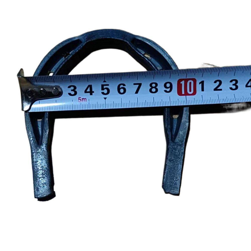 eight millimeters of five... ten centimeters and 32 nails