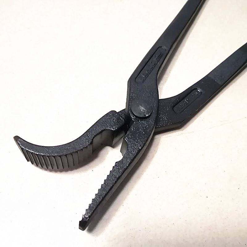 Supply of imported Swiss horseshoe pouring nails cut hoof clams flat mouth clamping tools to repair hoof house cleaning supplies of horseshoe iron