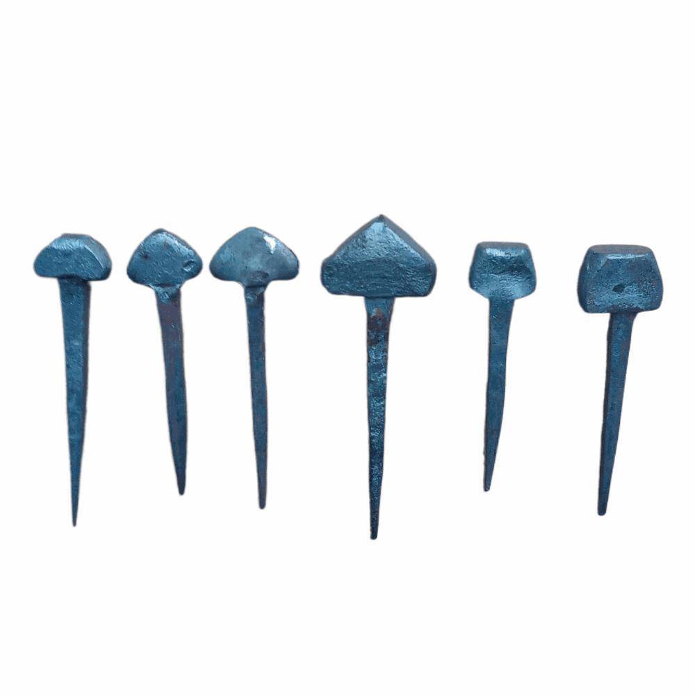 Six different nail samples to contact the guest