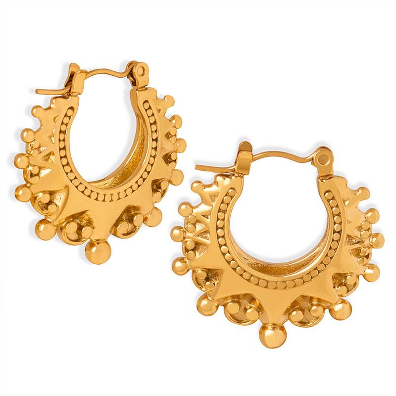 Chic style European and American hip -hop style, elegant, simple, luxurious style, crown horseshoe iron steel ball design titanium steel earrings