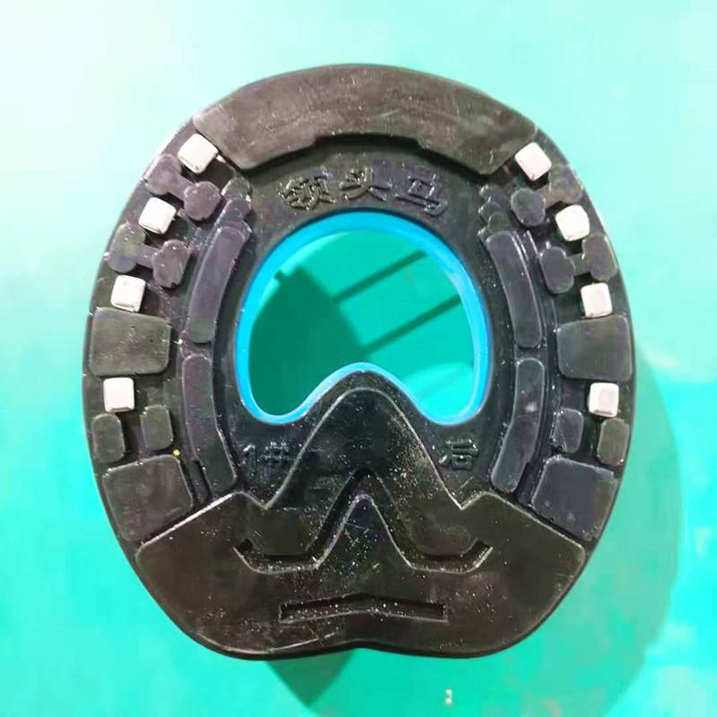 Horse -racing race race race horse palm horseshoe iron polyurethane non -slip and wear -resistant horse shoe house supplies leading horse