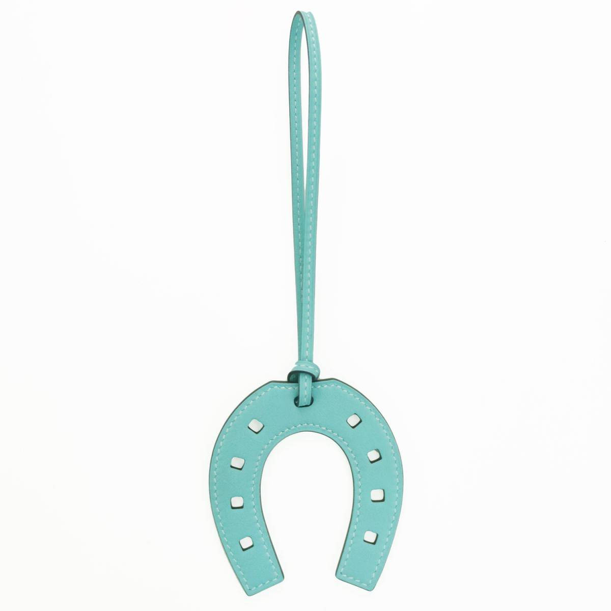 Swift with imitation pseudo -edges H family horseshoe pendant pure handmade car, small horseshoe iron cypress stewardess women's bag
