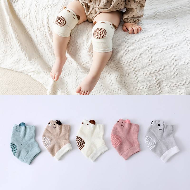Dog elbows protect the joints dog protection knee clicks large dog golden retriever Alaska dog pressed leg protection legs warm sock set
