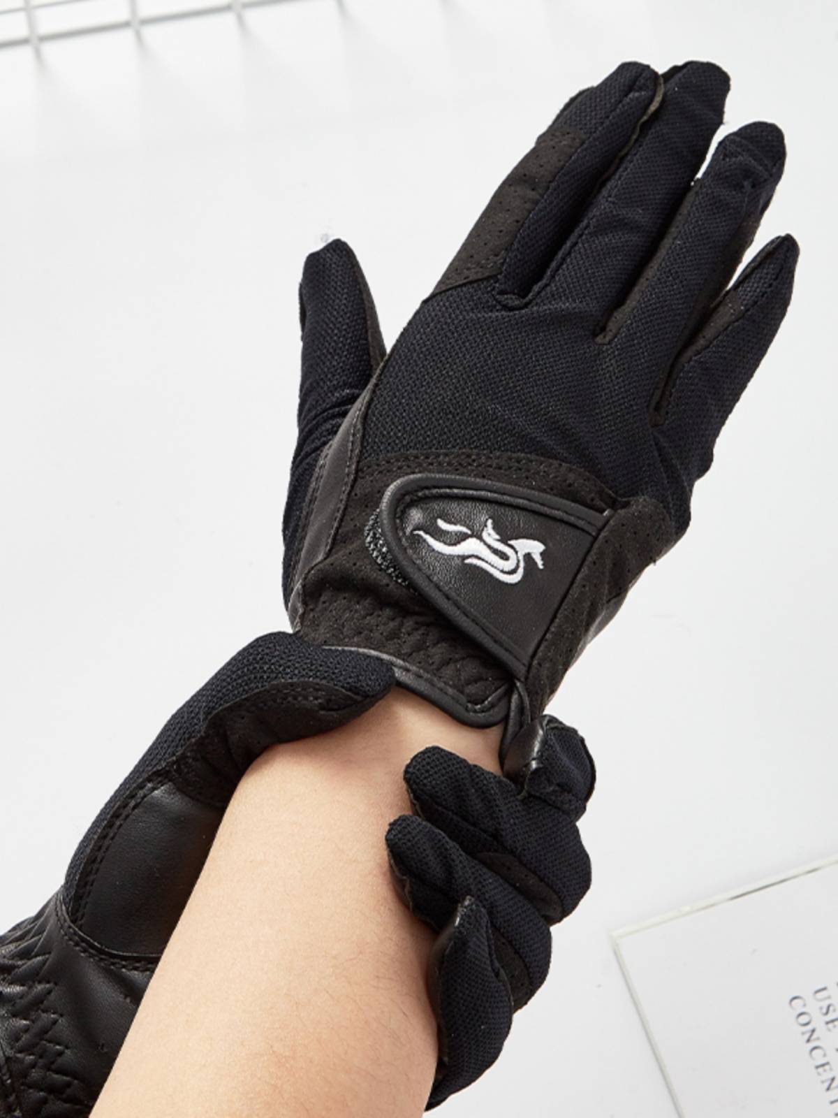 Horse gloves, horse gloves, white game gloves, smooth and smooth, adult and child horseware