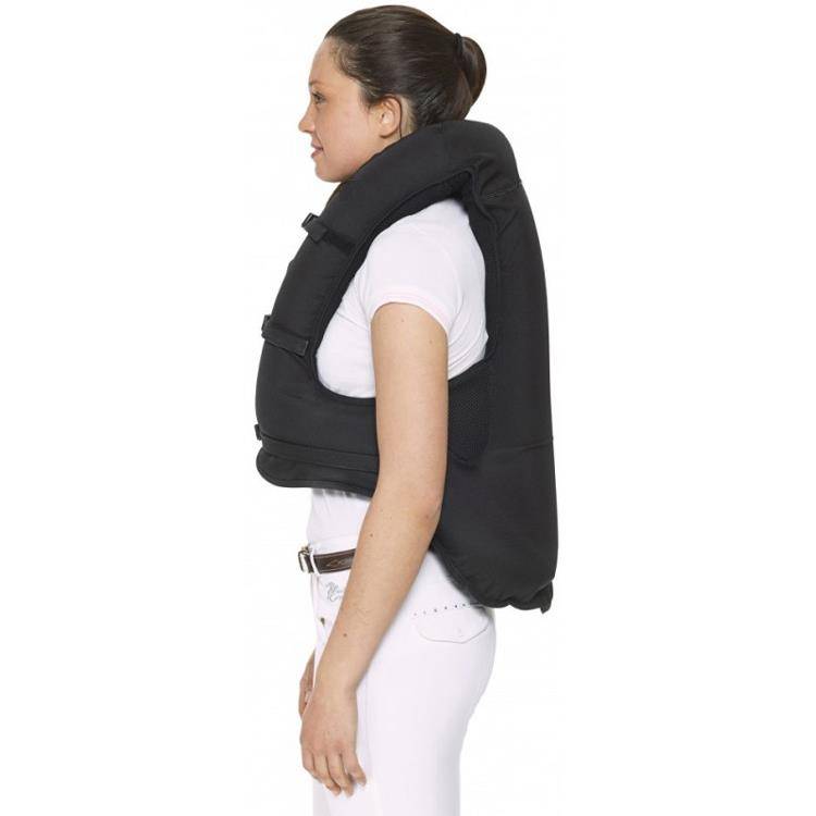 Super-low ropes out of horse-backed air-bag-protected vests for horse armor