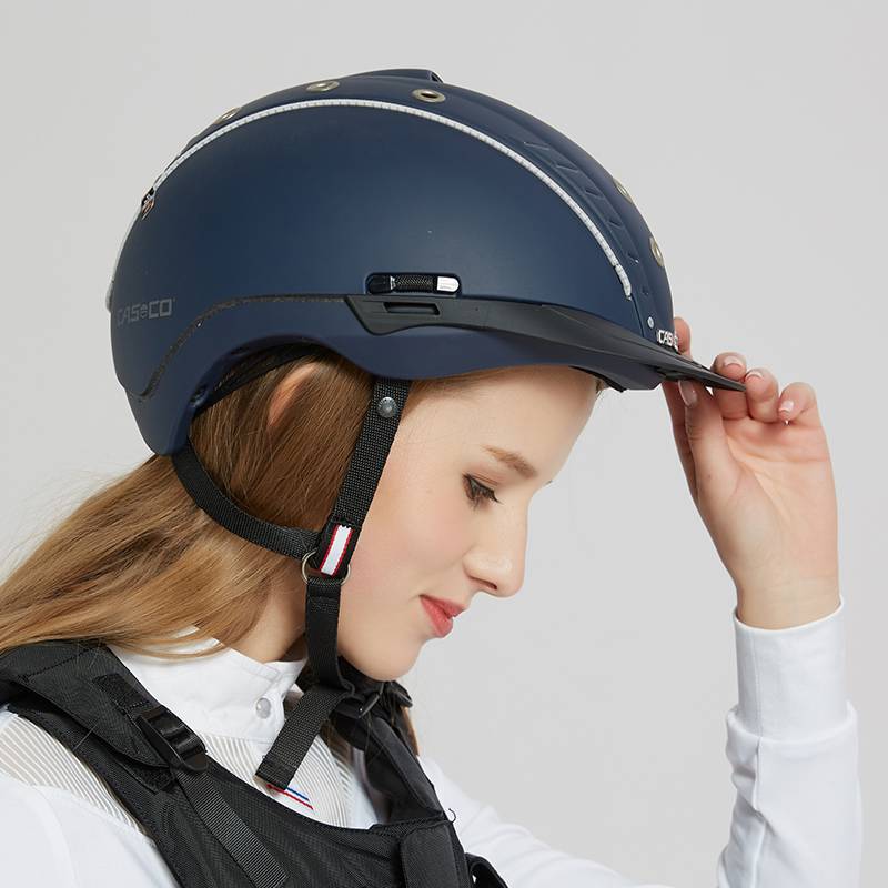 German Casco Equestrian helmet riding helmet, ventilation ventilation, hole horses, horses, horses, comfortable and safe, adjustable