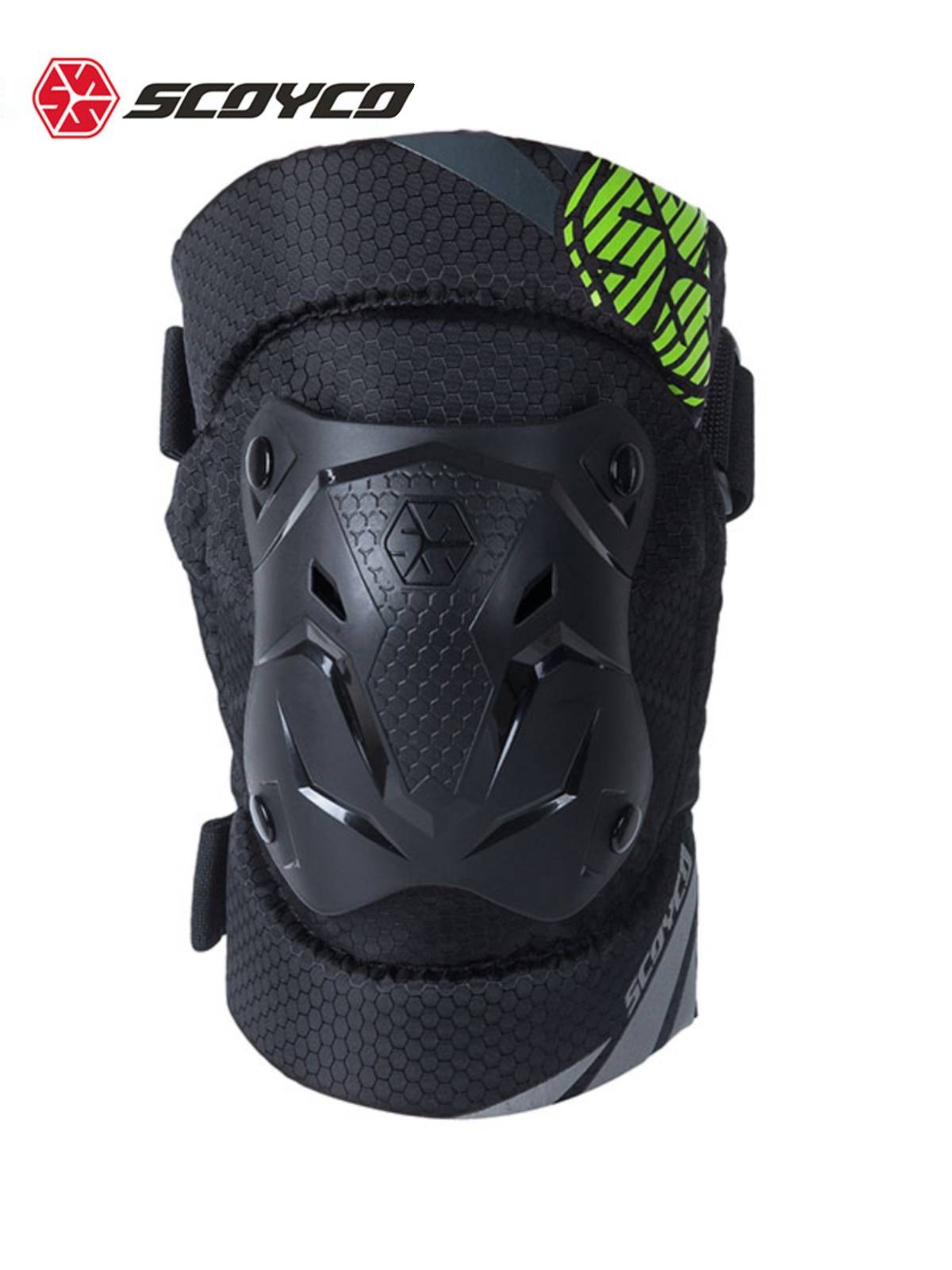 A CE CERTIFICATE FOR A SHORT-TERM, WIND-DEFEATING, WIND-DEFICIT LEG PROTECTION FOR A GUY WITH A SCOOTER