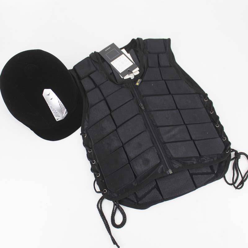 Horse helmets, leg gloves, horse boots, horsepowders, horsepowder equipment for boys and girls