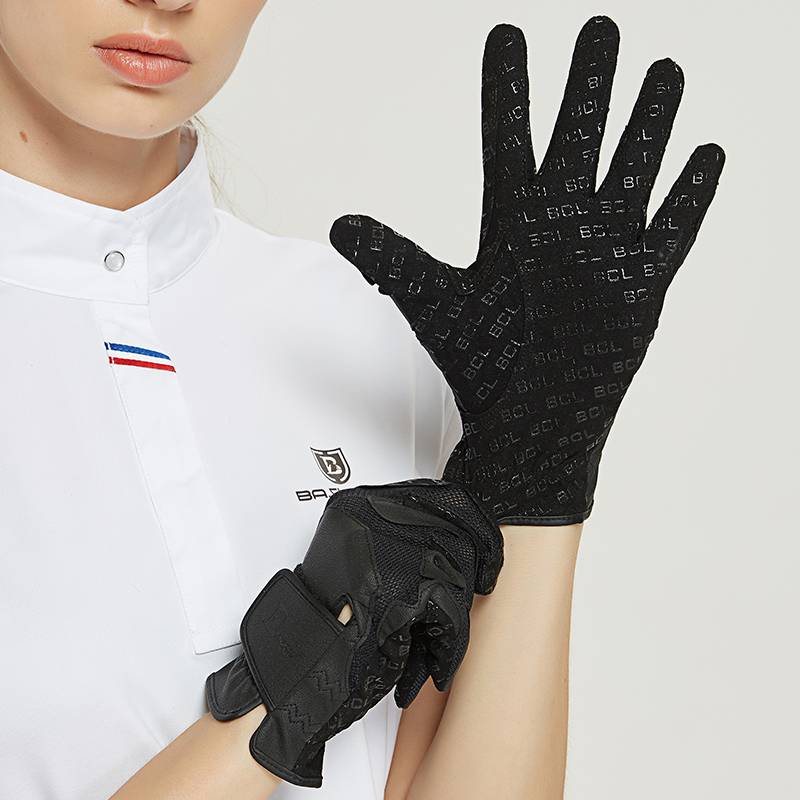 The horse gloves, the silica glucose on the net, and the smoother and smoother joints
