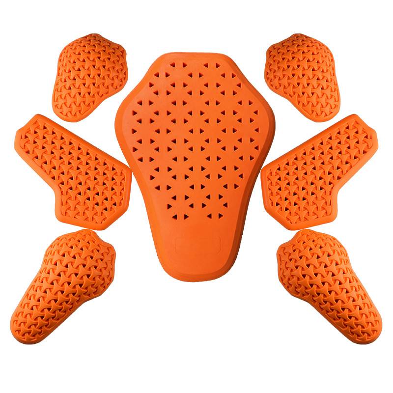 7 SETS OF CE-SOFT CLOTHING - ORANGE