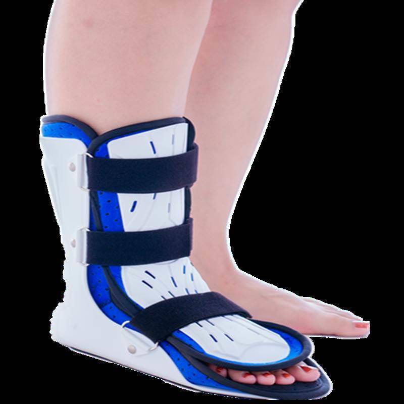 An ankle-fixed ankle sprainer instead of an plastered foot-to-foot correction