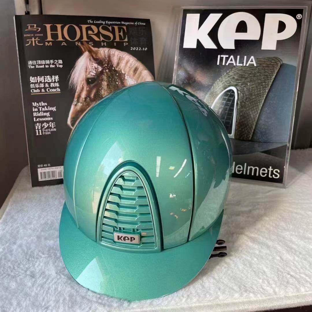 Italian KEP Children's Equestrian helmet ultra -light security protection knight helmet can linage equestrian equipment