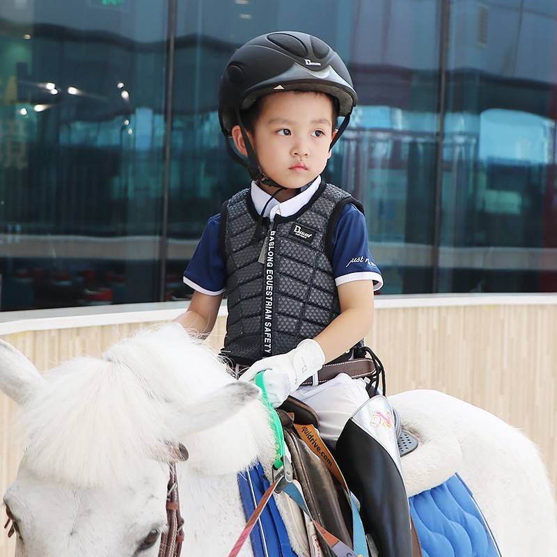 Pegasus protection vests for children with armour on horseback