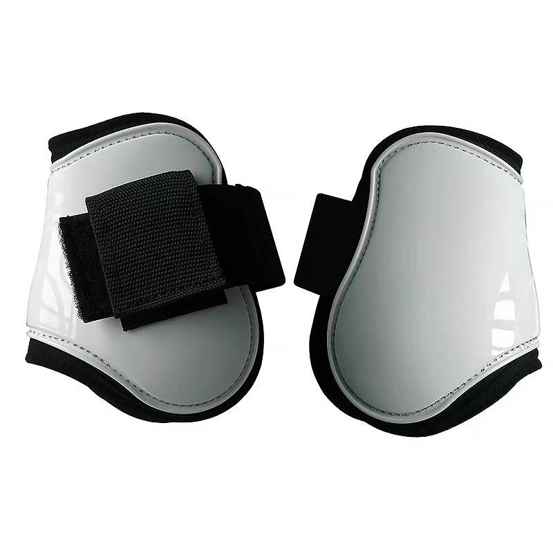 White rear legs