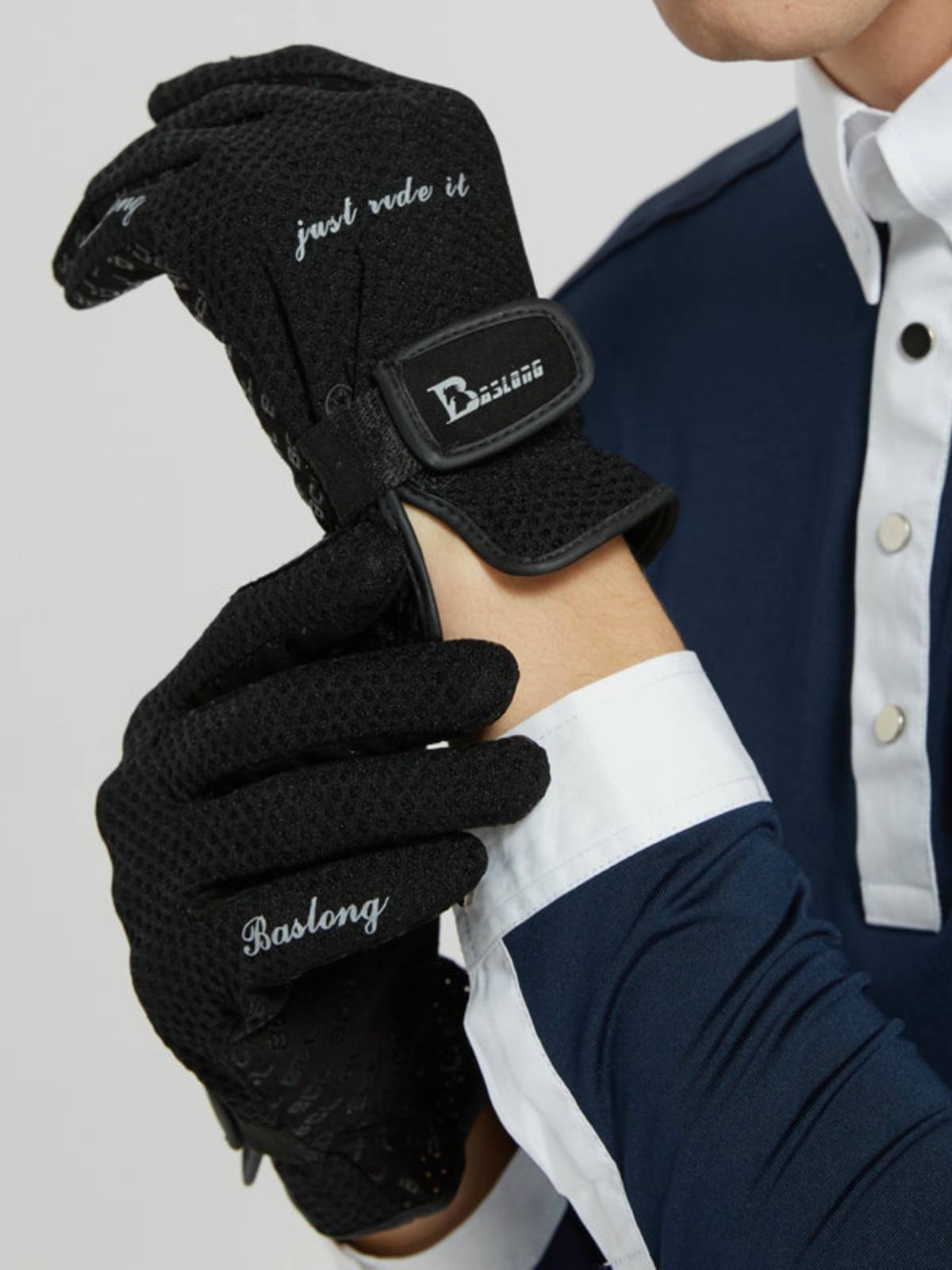 Summer silicone equestrian gloves breathable horse -riding glove men and girls children and children, wear -resistant touch screen anti -slip disorders, gloves black and white