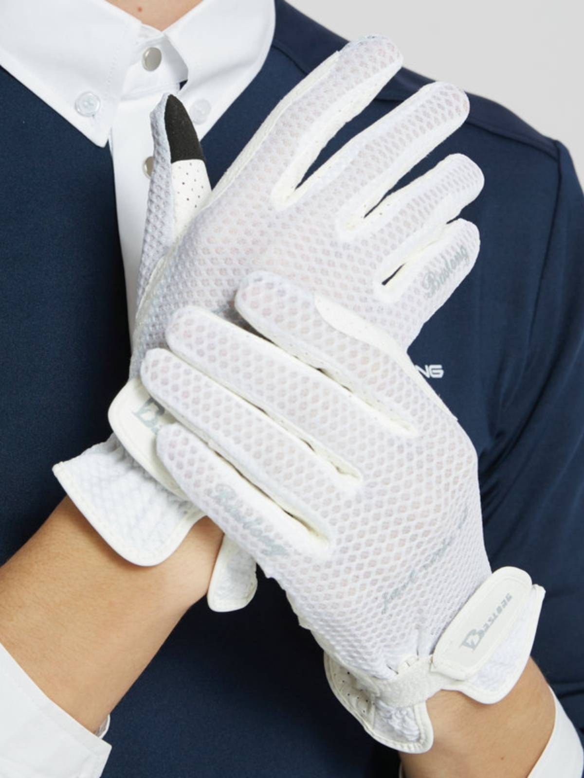 Summer silicone equestrian gloves breathable horse -riding glove men and girls children and children, wear -resistant touch screen anti -slip disorders, gloves black and white
