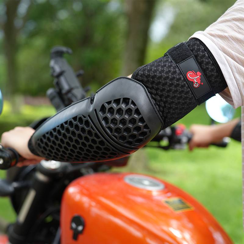 Motorcycles Leg protector Summer locomotive knee pad elbow -protecting gear anti -crashing of mesh