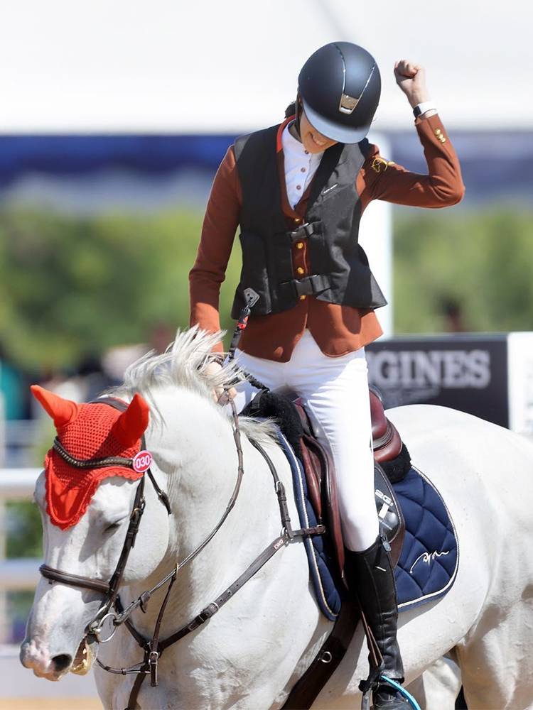 Japan HIT-AIR Equestrian Anti-Nail Equel Protection Vests Sustainable Safe and Comfortable Equestrian Clothing